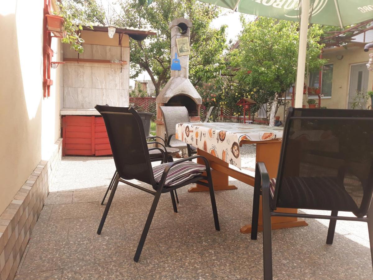 Casa De Vacanta Alexoiu Două Mai Exteriör bild
