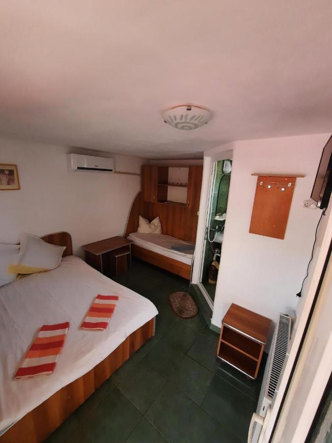 Casa De Vacanta Alexoiu Două Mai Exteriör bild