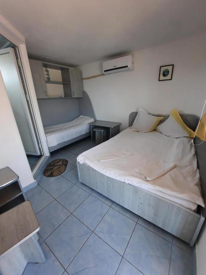 Casa De Vacanta Alexoiu Două Mai Exteriör bild